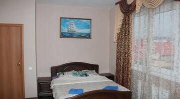 Улучшенный трехместный номер в Гостинице Гостевой дом Олива